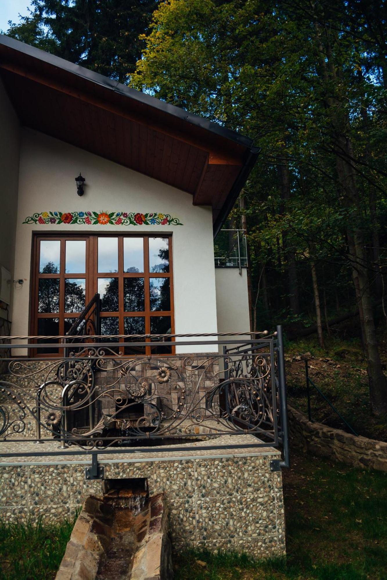 Chata Pohadka- "Lesni Udoli" Perštejn Buitenkant foto