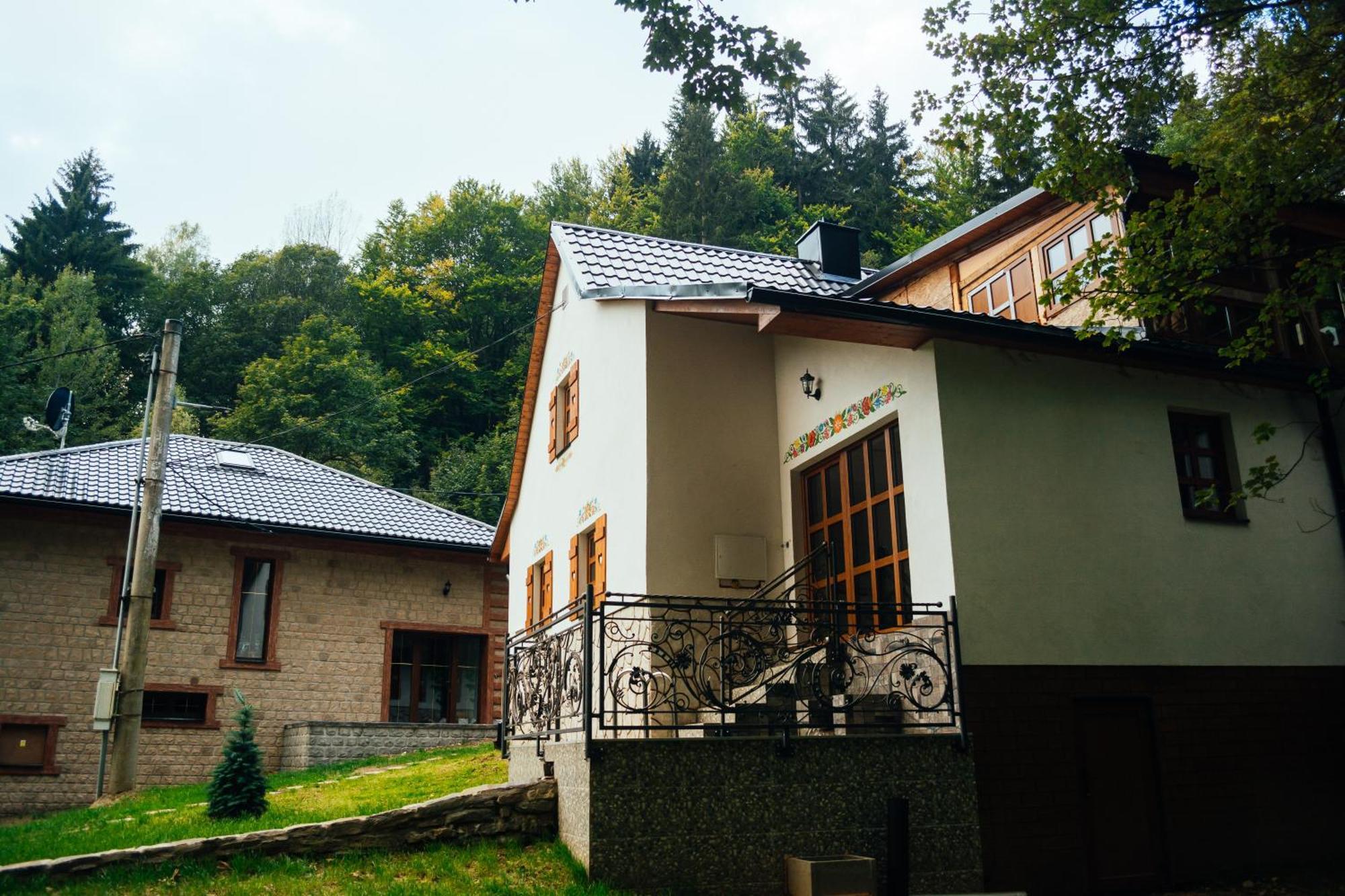 Chata Pohadka- "Lesni Udoli" Perštejn Buitenkant foto